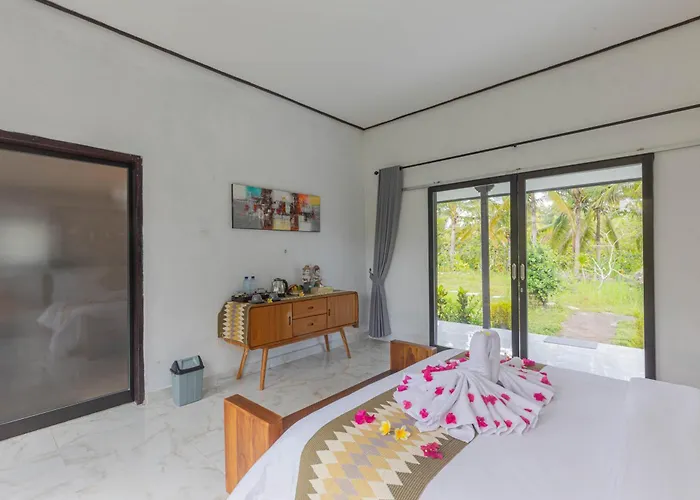 Radjes Nusa Penida Hotel